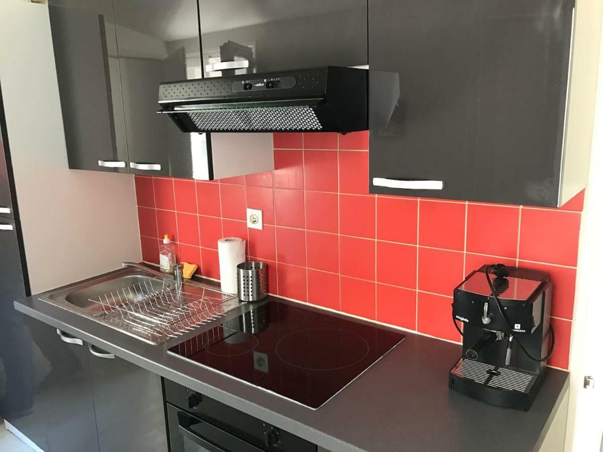 Appart Calme & Moderne Au Coeur De La Ville + Wifi Ла Рошел Екстериор снимка