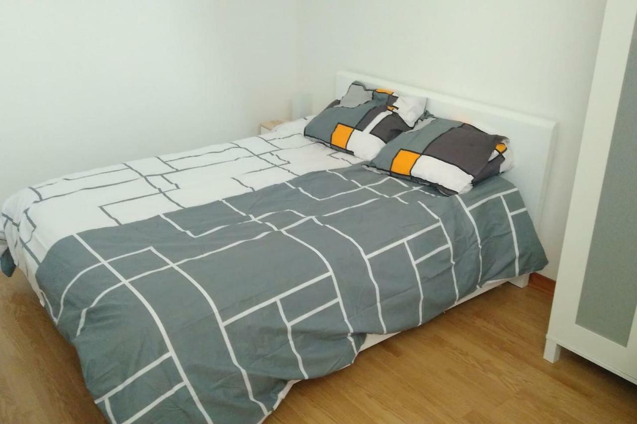 Appart Calme & Moderne Au Coeur De La Ville + Wifi Ла Рошел Екстериор снимка