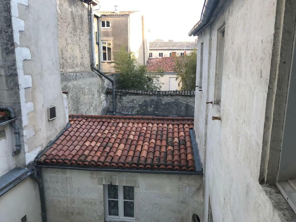 Appart Calme & Moderne Au Coeur De La Ville + Wifi Ла Рошел Екстериор снимка